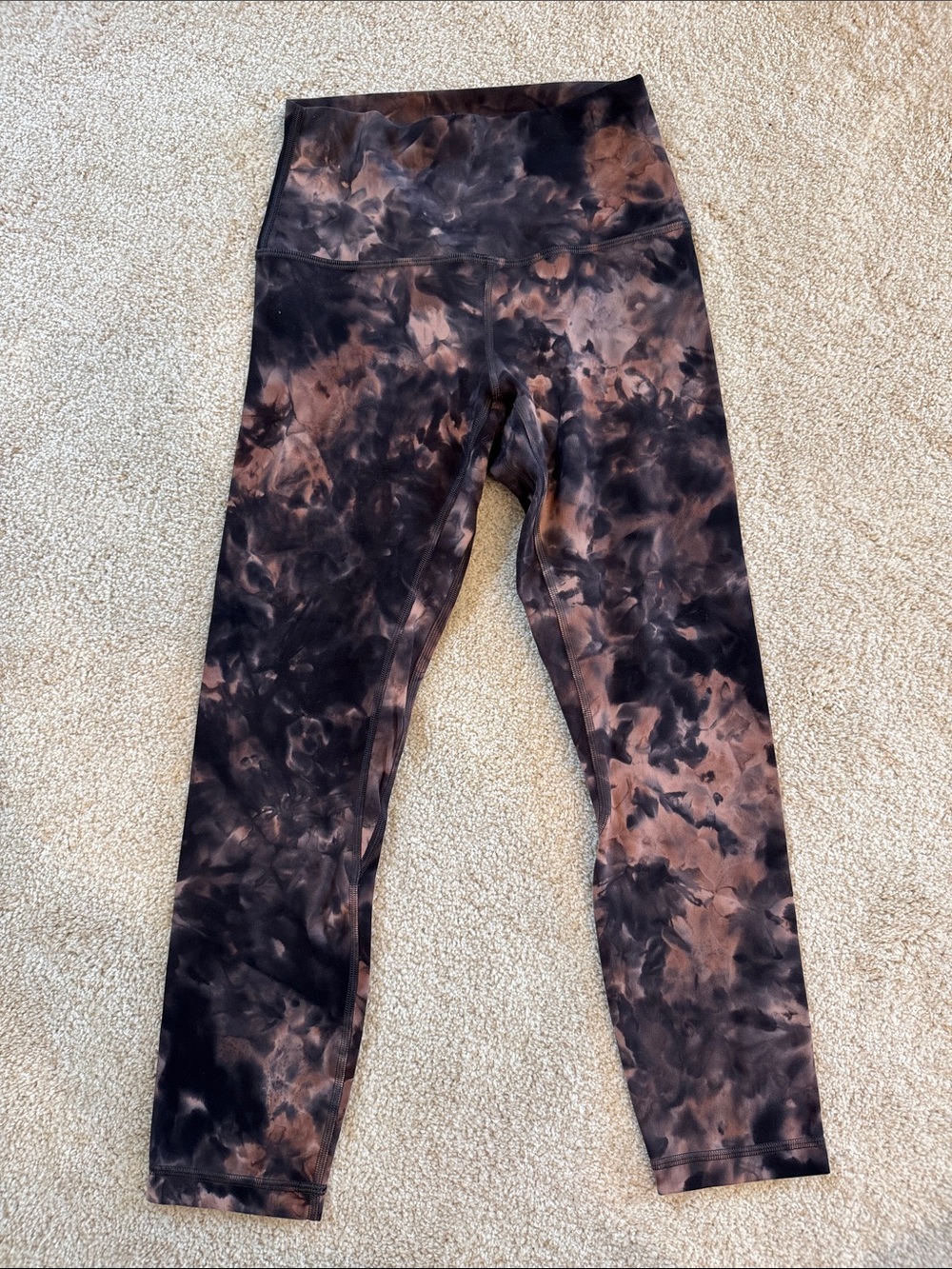 lululemon- size 4